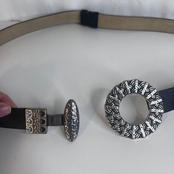 Chicos Statement Hammered Metal Buckle Belt Adjustable Black S/M Boho Western - Picture 2 of 7